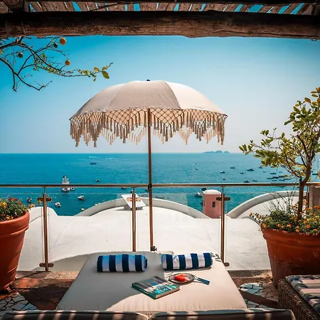 Charming Panoramic Suite In The Center Of Positano Bed & Breakfast